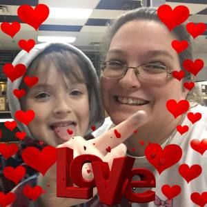 Meet your Posher, Carissa
